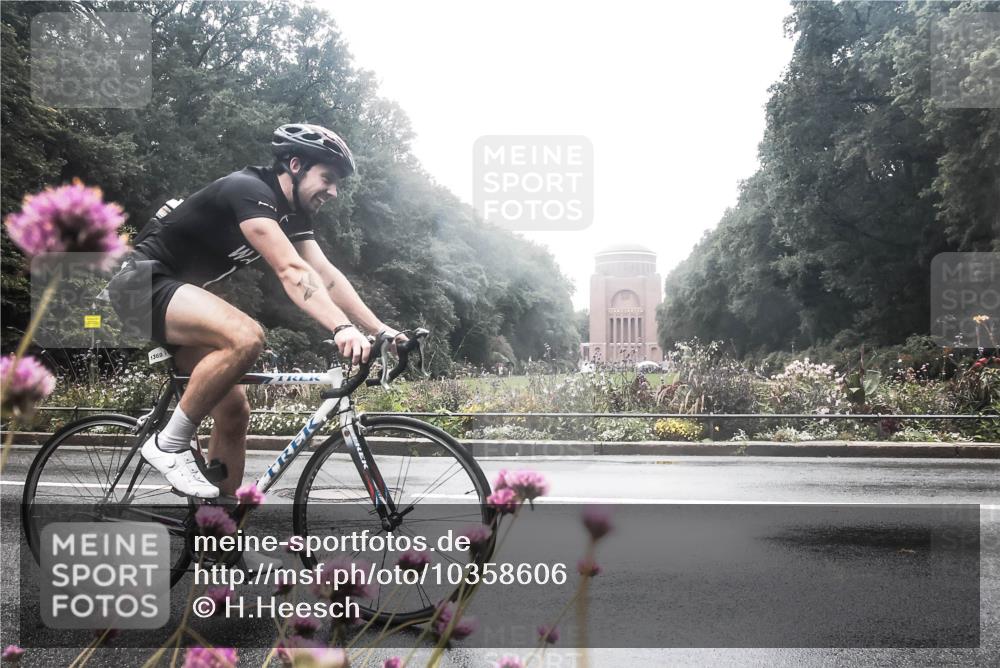 13.09.2026 - Stadtparktriathlon H.Heesch http://msf.ph/oto/10358606 13.09.2026 13:21:09 Radfahren 1369, 1384, 1506 meine-sportfotos.de