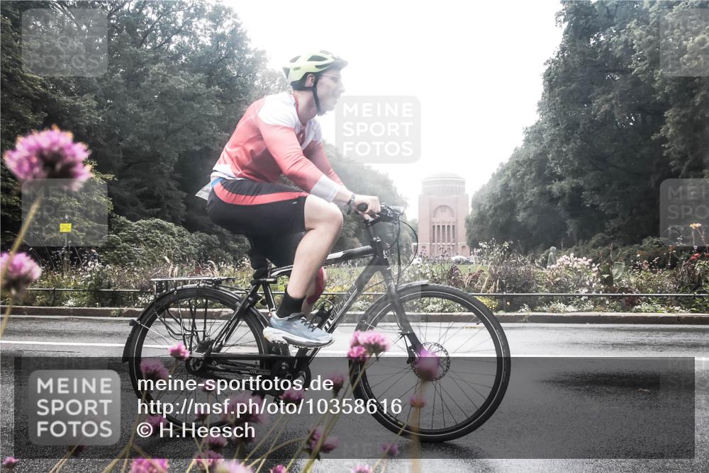 13.09.2026 - Stadtparktriathlon H.Heesch http://msf.ph/oto/10358616 13.09.2026 13:21:12 Radfahren 1369, 1384, 1506 meine-sportfotos.de