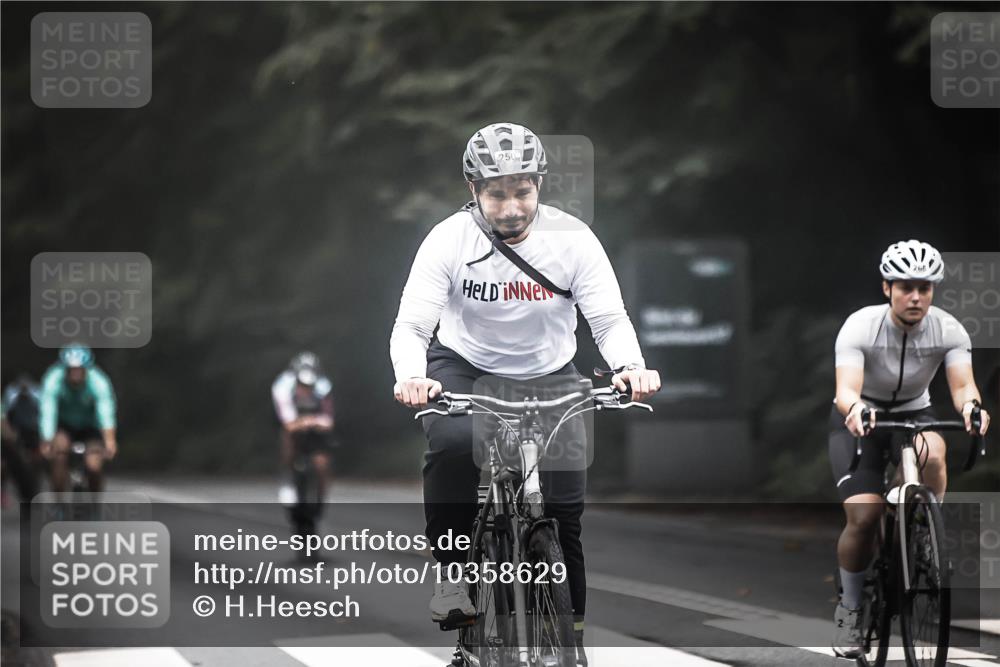13.09.2026 - Stadtparktriathlon H.Heesch http://msf.ph/oto/10358629 13.09.2026 09:55:12 Radfahren 210, 218, 250, 254, 268, 278, 320 meine-sportfotos.de