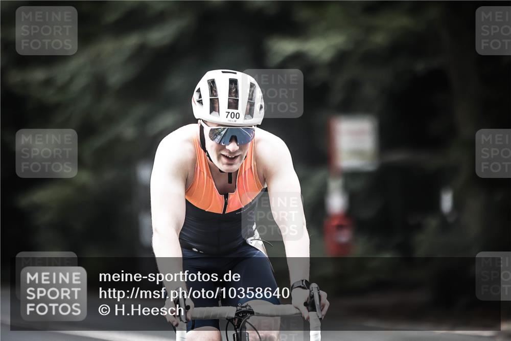 13.09.2026 - Stadtparktriathlon H.Heesch http://msf.ph/oto/10358640 13.09.2026 11:12:10 Radfahren 506, 519, 598, 600, 700 meine-sportfotos.de