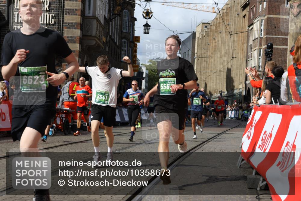 13.09.2026 - 21. swb-Marathon Bremen Strokosch-Dieckow http://msf.ph/oto/10358673 13.09.2026 13:33:58 Ziel 930, 2405, 2872, 2960, 3201, 3562, 3761, 4219, 4490, 4554, 4874, 5063, 5156, 5726, 6256, 6538, 6808, 6844, 6882, 7126, 7523, 7633, 7652, 7832, 7863, 8093, 8177, 8501, 8691, 9068, 9128, 9342, 9390, 9508, 9883, 10114, 13078, 1364, 2355, 2464, 3162, 3632, 3790, 3984, 4613, 5265, 5341, 5489, 5768, 6090, 6350, 6405, 6509, 7047, 7113, 7303, 7897, 7988, 8870, 8910, 9905, 10058, 13118 meine-sportfotos.de