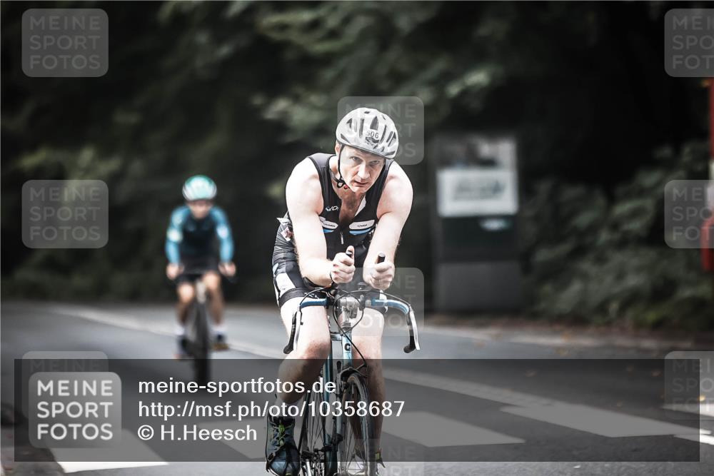 13.09.2026 - Stadtparktriathlon H.Heesch http://msf.ph/oto/10358687 13.09.2026 11:12:13 Radfahren 506, 519, 598, 700 meine-sportfotos.de