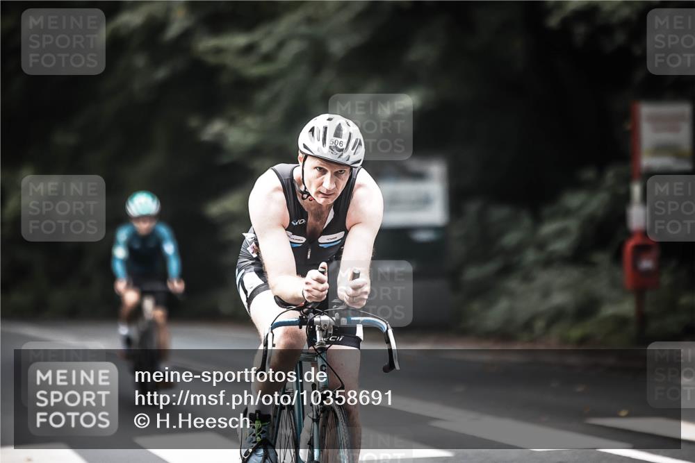 13.09.2026 - Stadtparktriathlon H.Heesch http://msf.ph/oto/10358691 13.09.2026 11:12:13 Radfahren 506, 519, 598, 700 meine-sportfotos.de
