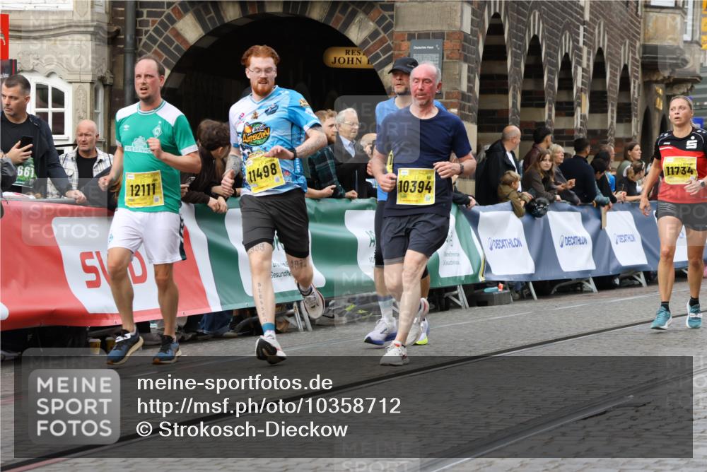 13.09.2026 - 21. swb-Marathon Bremen Strokosch-Dieckow http://msf.ph/oto/10358712 13.09.2026 10:57:36 Ziel 10166, 10226, 10300, 10517, 10518, 10578, 10687, 10700, 10772, 10969, 11236, 11292, 11484, 11498, 11609, 11667, 12263, 12382, 12383, 12400, 12411, 10460, 10707, 10728, 11153, 11532, 11568, 11856, 12222, 12228, 12231, 12264, 12427, 12555 meine-sportfotos.de