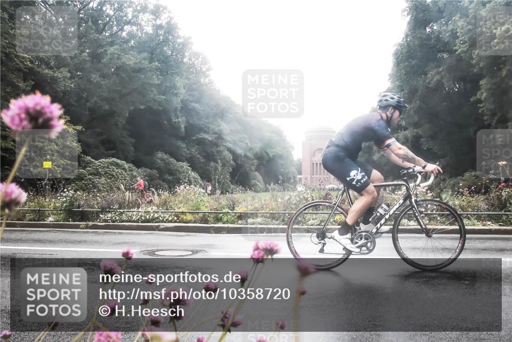 13.09.2026 - Stadtparktriathlon H.Heesch http://msf.ph/oto/10358720 13.09.2026 13:21:42 Radfahren 1344, 1408, 1511, 1514 meine-sportfotos.de