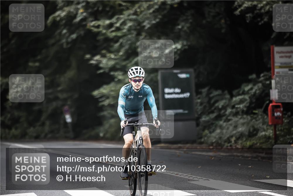 13.09.2026 - Stadtparktriathlon H.Heesch http://msf.ph/oto/10358722 13.09.2026 11:12:14 Radfahren 506, 519, 598, 700 meine-sportfotos.de