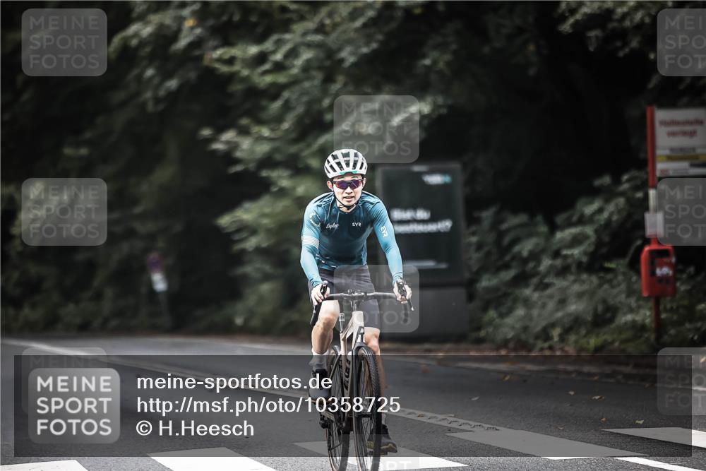 13.09.2026 - Stadtparktriathlon H.Heesch http://msf.ph/oto/10358725 13.09.2026 11:12:15 Radfahren 506, 519, 598, 643, 700 meine-sportfotos.de