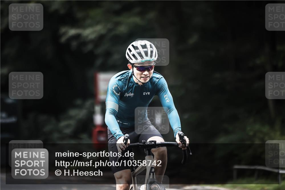 13.09.2026 - Stadtparktriathlon H.Heesch http://msf.ph/oto/10358742 13.09.2026 11:12:16 Radfahren 506, 519, 598, 643 meine-sportfotos.de