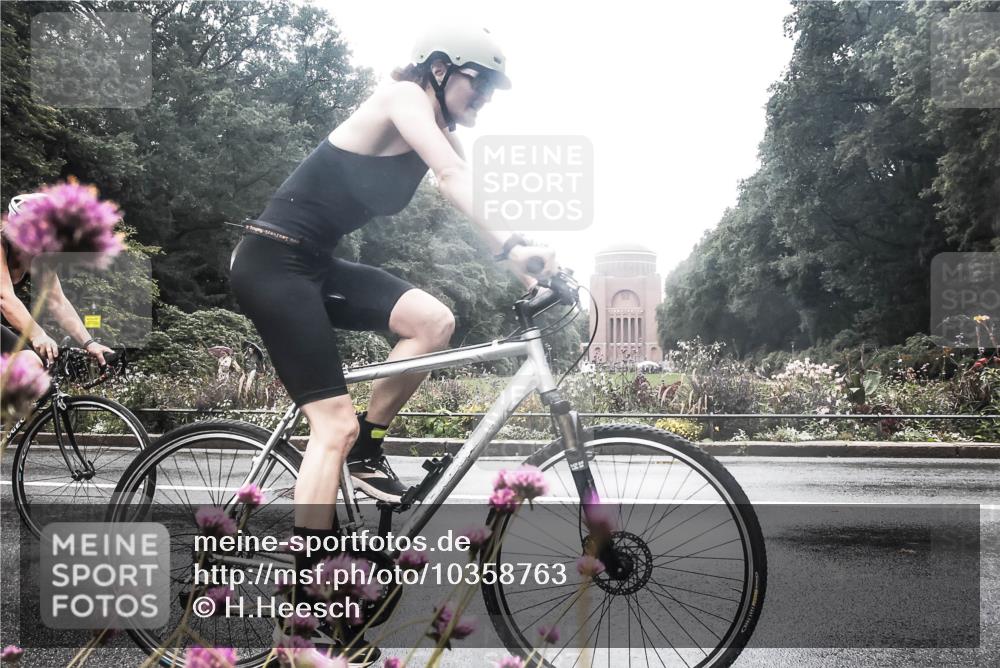 13.09.2026 - Stadtparktriathlon H.Heesch http://msf.ph/oto/10358763 13.09.2026 13:22:02 Radfahren 1225, 1226, 1287, 1372, 1376, 1424, 1435 meine-sportfotos.de
