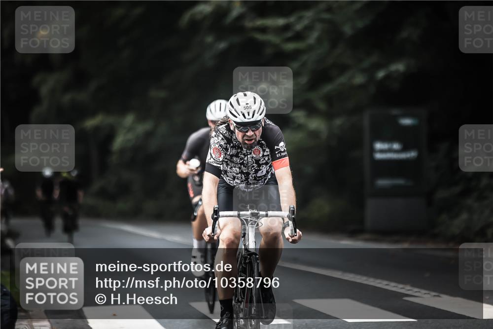 13.09.2026 - Stadtparktriathlon H.Heesch http://msf.ph/oto/10358796 13.09.2026 11:12:29 Radfahren 508, 595, 619, 664 meine-sportfotos.de