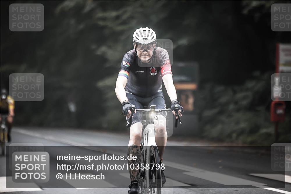 13.09.2026 - Stadtparktriathlon H.Heesch http://msf.ph/oto/10358798 13.09.2026 09:55:31 Radfahren 211, 283, 297, 330 meine-sportfotos.de