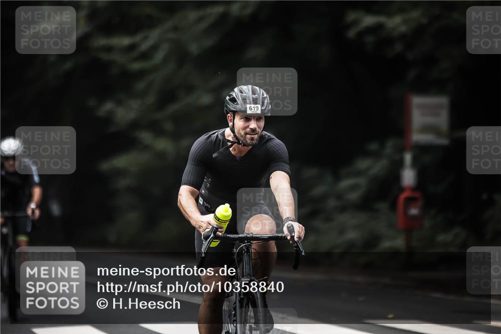 13.09.2026 - Stadtparktriathlon H.Heesch http://msf.ph/oto/10358840 13.09.2026 11:12:34 Radfahren 508, 595, 619, 664, 670 meine-sportfotos.de