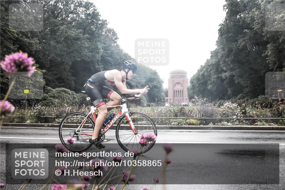 13.09.2026 - Stadtparktriathlon H.Heesch http://msf.ph/oto/10358865 13.09.2026 13:23:18 Radfahren 1447, 1457, 1466, 1524 meine-sportfotos.de
