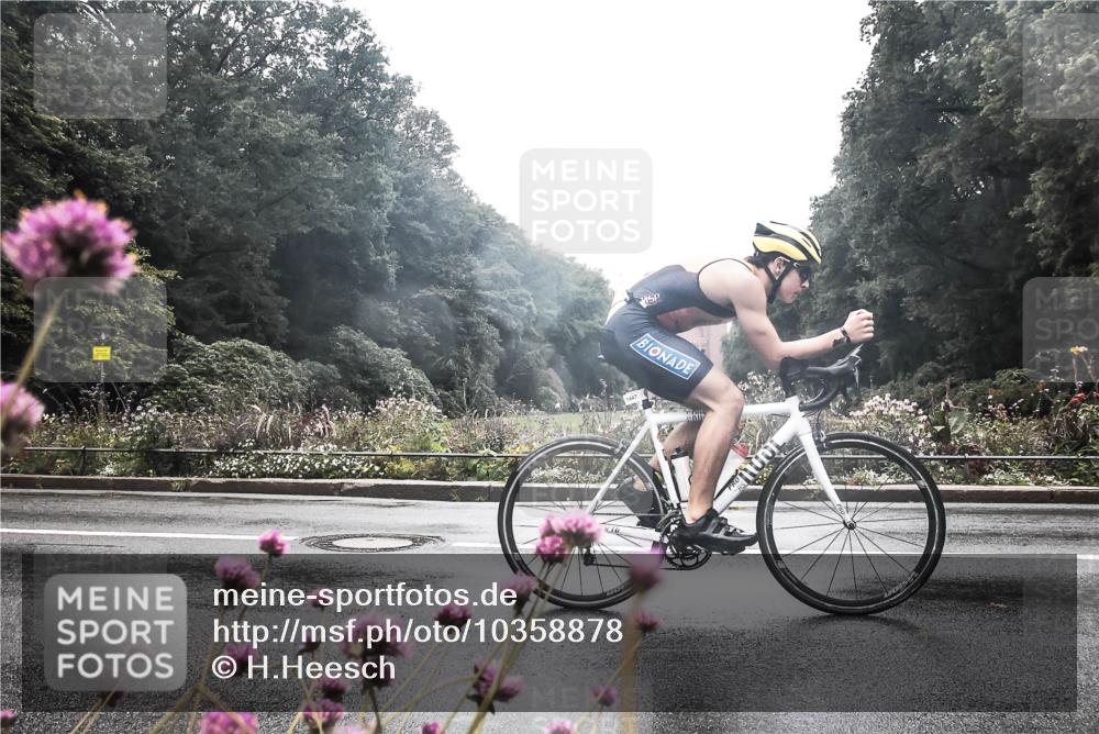 13.09.2026 - Stadtparktriathlon H.Heesch http://msf.ph/oto/10358878 13.09.2026 13:23:20 Radfahren 1379, 1447, 1457, 1524 meine-sportfotos.de