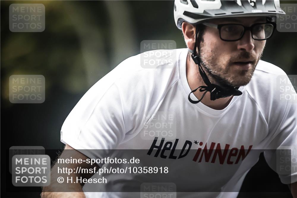 13.09.2026 - Stadtparktriathlon H.Heesch http://msf.ph/oto/10358918 13.09.2026 09:55:47 Radfahren 252 meine-sportfotos.de