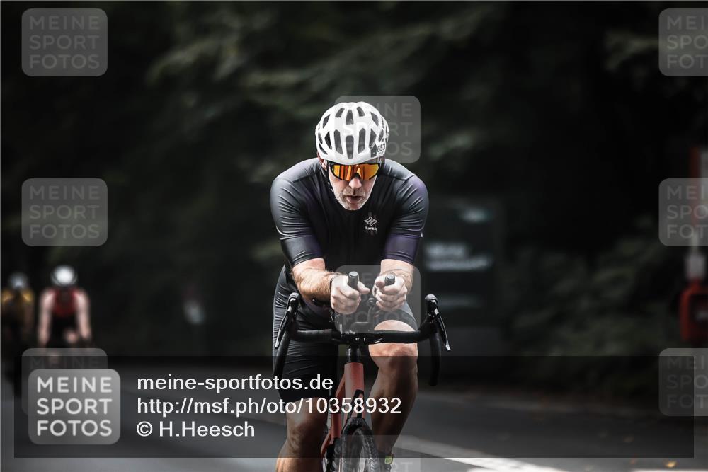 13.09.2026 - Stadtparktriathlon H.Heesch http://msf.ph/oto/10358932 13.09.2026 11:12:43 Radfahren 597, 653, 670, 702 meine-sportfotos.de