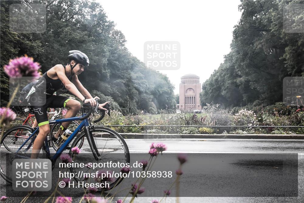 13.09.2026 - Stadtparktriathlon H.Heesch http://msf.ph/oto/10358938 13.09.2026 13:23:43 Radfahren 1286, 1317, 1434, 1525, 1529 meine-sportfotos.de