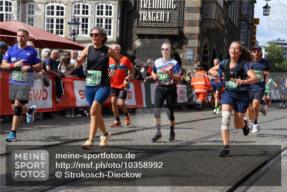 13.09.2026 - 21. swb-Marathon Bremen Strokosch-Dieckow http://msf.ph/oto/10358992 13.09.2026 13:34:01 Ziel 930, 2405, 2872, 2960, 3201, 3562, 3761, 4490, 4554, 4658, 4874, 5063, 5156, 5513, 6256, 6508, 6538, 6808, 6844, 6882, 7126, 7523, 7633, 7652, 7832, 7863, 8093, 8691, 9068, 9128, 9342, 9344, 9390, 9508, 9883, 10114, 13078, 1364, 2355, 2464, 3162, 3632, 3984, 5265, 5489, 5768, 6090, 6350, 6405, 7113, 7696, 7897, 7988, 8870, 9094, 9100, 9905, 10058, 13118 meine-sportfotos.de