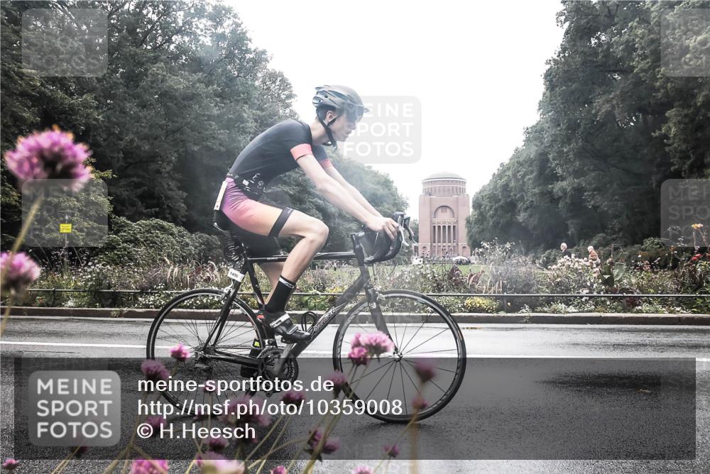 13.09.2026 - Stadtparktriathlon H.Heesch http://msf.ph/oto/10359008 13.09.2026 13:24:14 Radfahren 1289, 1450, 1465, 1501, 1523 meine-sportfotos.de