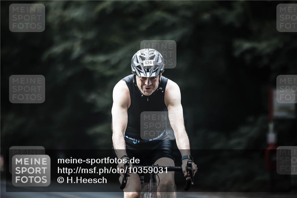 13.09.2026 - Stadtparktriathlon H.Heesch http://msf.ph/oto/10359031 13.09.2026 11:12:58 Radfahren 561, 636 meine-sportfotos.de