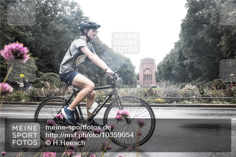 13.09.2026 - Stadtparktriathlon H.Heesch http://msf.ph/oto/10359054 13.09.2026 13:24:28 Radfahren 1410, 1454, 1480, 1494 meine-sportfotos.de