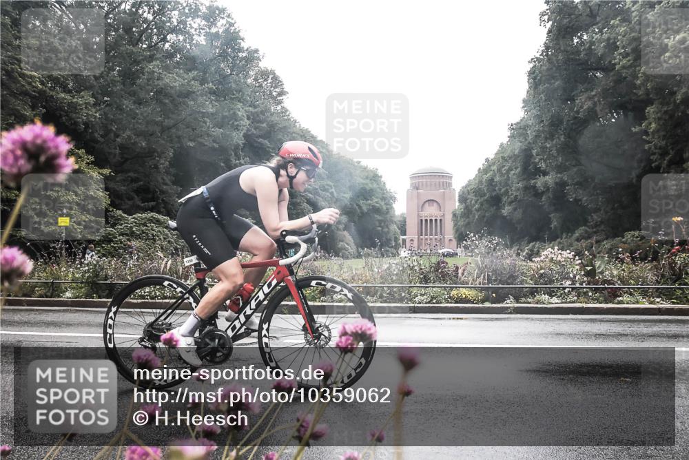 13.09.2026 - Stadtparktriathlon H.Heesch http://msf.ph/oto/10359062 13.09.2026 13:24:36 Radfahren 1359, 1427, 1428, 1445 meine-sportfotos.de