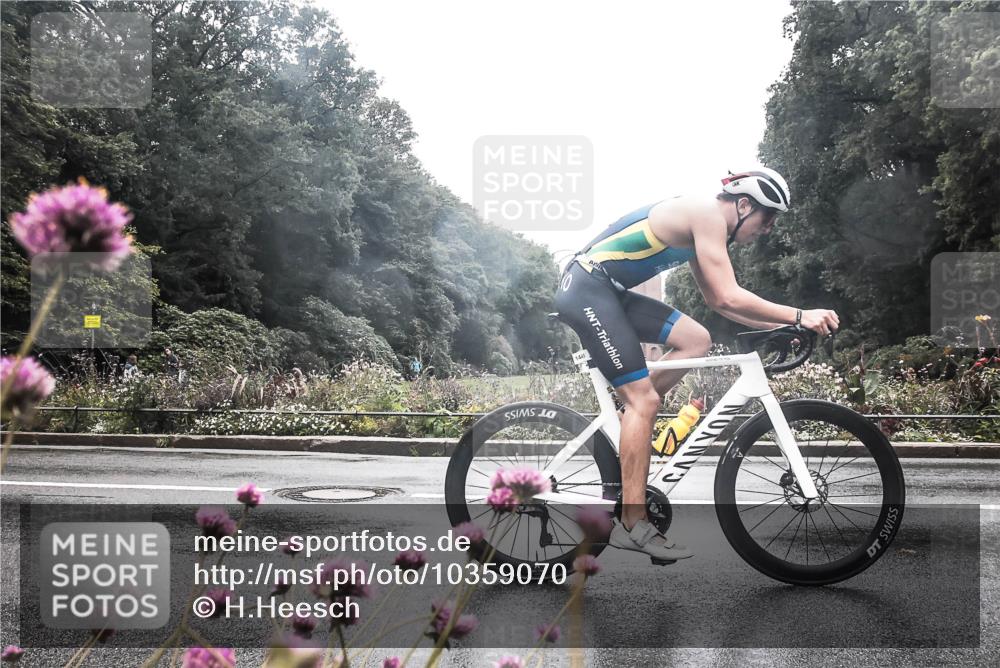 13.09.2026 - Stadtparktriathlon H.Heesch http://msf.ph/oto/10359070 13.09.2026 13:24:37 Radfahren 1359, 1427, 1428, 1431, 1445 meine-sportfotos.de