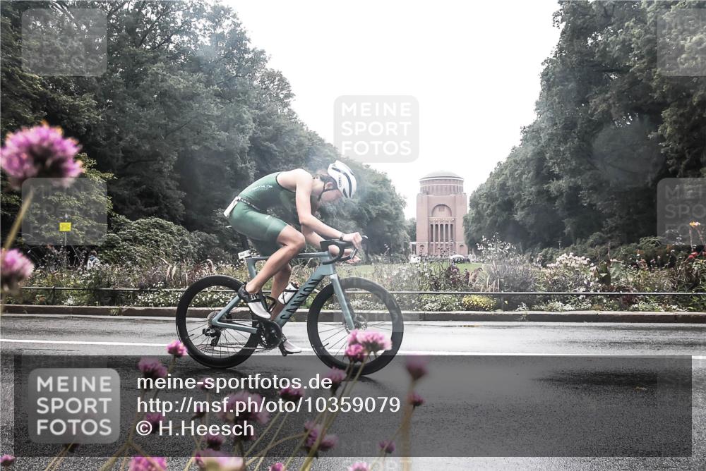 13.09.2026 - Stadtparktriathlon H.Heesch http://msf.ph/oto/10359079 13.09.2026 13:24:41 Radfahren 1389, 1427, 1431, 1502 meine-sportfotos.de