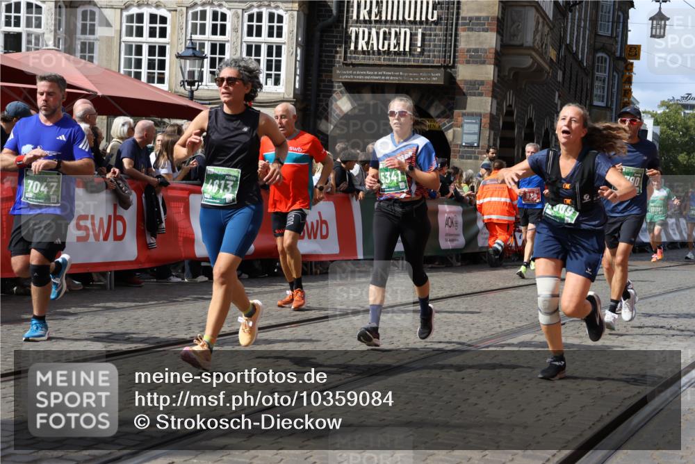 13.09.2026 - 21. swb-Marathon Bremen Strokosch-Dieckow http://msf.ph/oto/10359084 13.09.2026 13:34:01 Ziel 930, 2405, 2872, 2960, 3201, 3562, 3761, 4490, 4554, 4658, 4874, 5063, 5156, 5513, 6256, 6508, 6538, 6808, 6844, 6882, 7126, 7523, 7633, 7652, 7832, 7863, 8093, 8691, 9068, 9128, 9342, 9344, 9390, 9508, 9883, 10114, 13078, 1364, 2355, 2464, 3162, 3632, 3984, 5265, 5489, 5768, 6090, 6350, 6405, 7113, 7696, 7897, 7988, 8870, 9094, 9100, 9905, 10058, 13118 meine-sportfotos.de