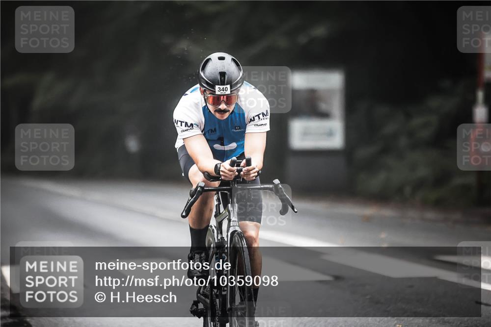 13.09.2026 - Stadtparktriathlon H.Heesch http://msf.ph/oto/10359098 13.09.2026 09:56:14 Radfahren 340 meine-sportfotos.de