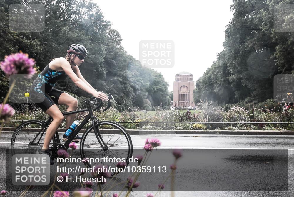 13.09.2026 - Stadtparktriathlon H.Heesch http://msf.ph/oto/10359113 13.09.2026 13:24:54 Radfahren 1495 meine-sportfotos.de