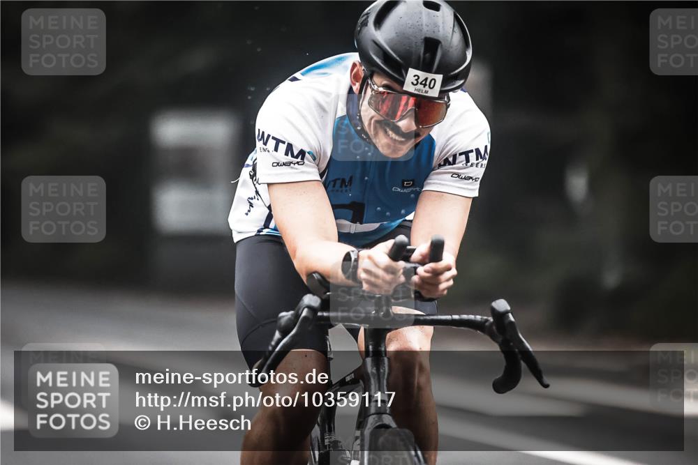13.09.2026 - Stadtparktriathlon H.Heesch http://msf.ph/oto/10359117 13.09.2026 09:56:14 Radfahren 340 meine-sportfotos.de