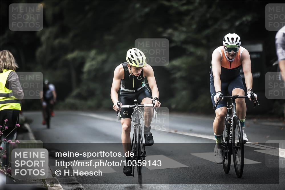 13.09.2026 - Stadtparktriathlon H.Heesch http://msf.ph/oto/10359143 13.09.2026 11:13:09 Radfahren 556, 560, 630, 633, 644 meine-sportfotos.de