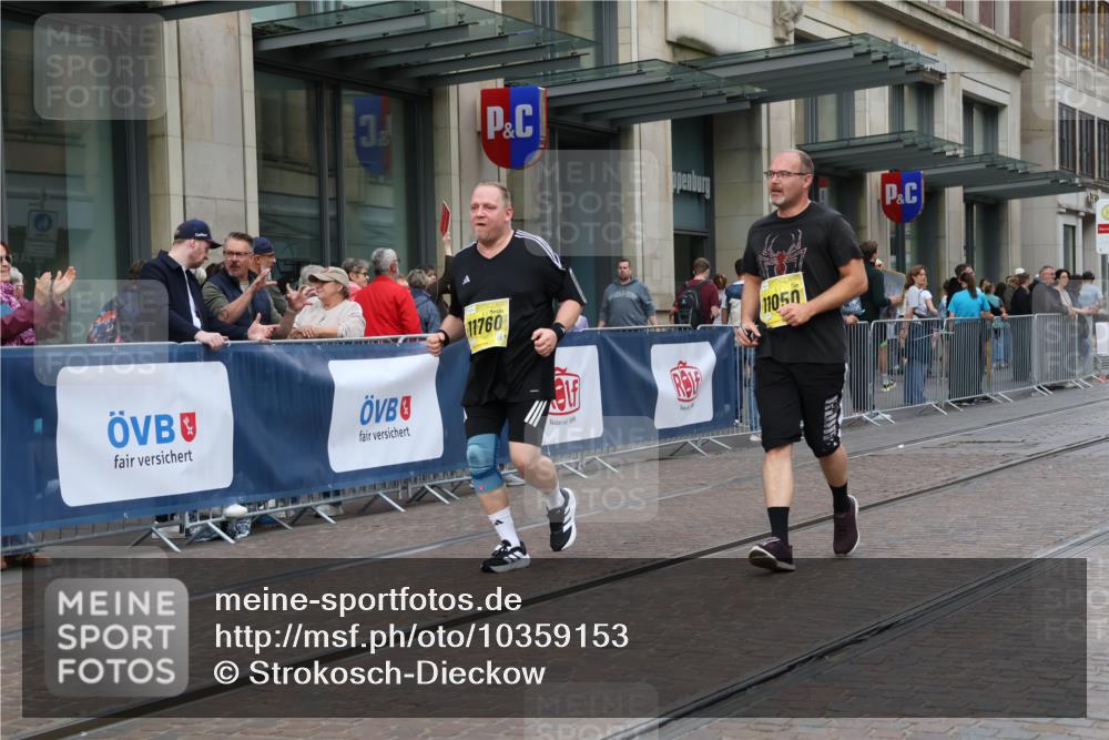 13.09.2026 - 21. swb-Marathon Bremen Strokosch-Dieckow http://msf.ph/oto/10359153 13.09.2026 11:19:11 Ziel 10004, 10629, 10933, 11050, 11457, 11760, 12224, 12462, 10202, 10344, 10524, 11629, 11794, 12090, 12462 meine-sportfotos.de