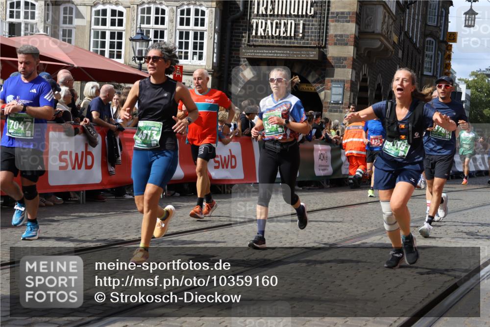 13.09.2026 - 21. swb-Marathon Bremen Strokosch-Dieckow http://msf.ph/oto/10359160 13.09.2026 13:34:01 Ziel 930, 2405, 2872, 2960, 3201, 3562, 3761, 4490, 4554, 4658, 4874, 5063, 5156, 5513, 6256, 6508, 6538, 6808, 6844, 6882, 7126, 7523, 7633, 7652, 7832, 7863, 8093, 8691, 9068, 9128, 9342, 9344, 9390, 9508, 9883, 10114, 13078, 1364, 2355, 2464, 3162, 3632, 3984, 5265, 5489, 5768, 6090, 6350, 6405, 7113, 7696, 7897, 7988, 8870, 9094, 9100, 9905, 10058, 13118 meine-sportfotos.de