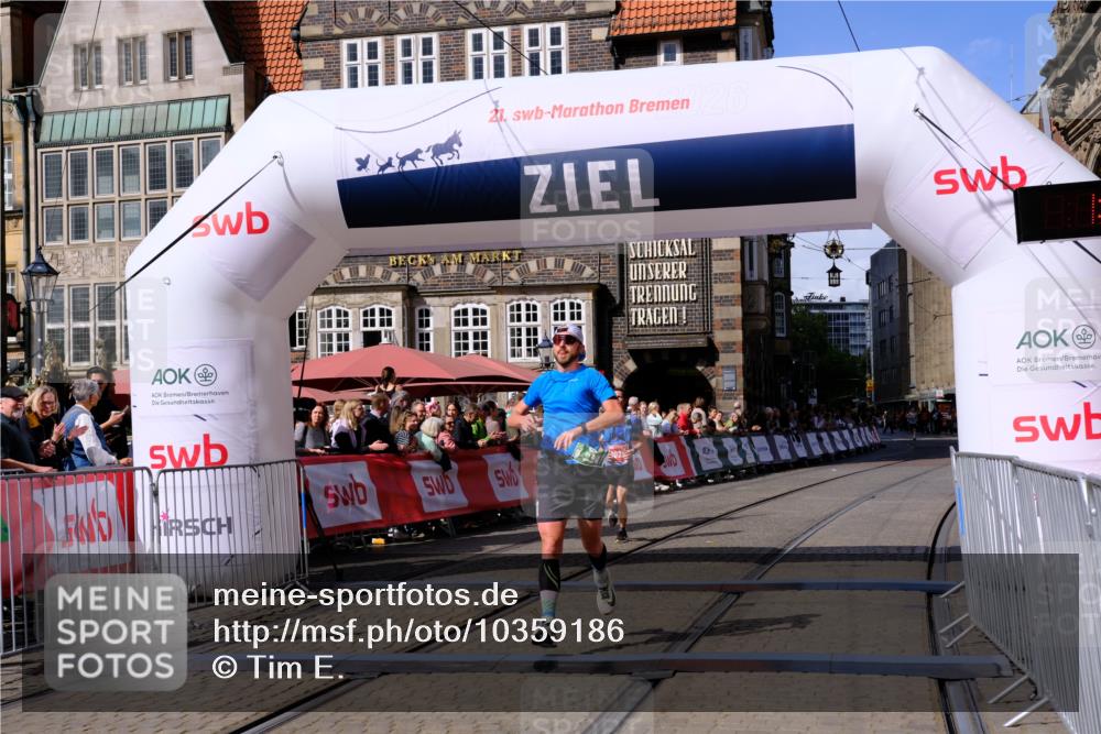 13.09.2026 - 21. swb-Marathon Bremen Tim E. http://msf.ph/oto/10359186 13.09.2026 12:55:21 Ziel 13085 meine-sportfotos.de