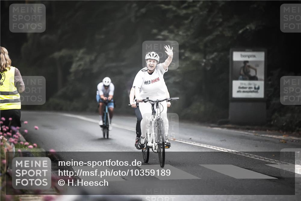 13.09.2026 - Stadtparktriathlon H.Heesch http://msf.ph/oto/10359189 13.09.2026 09:56:41 Radfahren 212, 248 meine-sportfotos.de