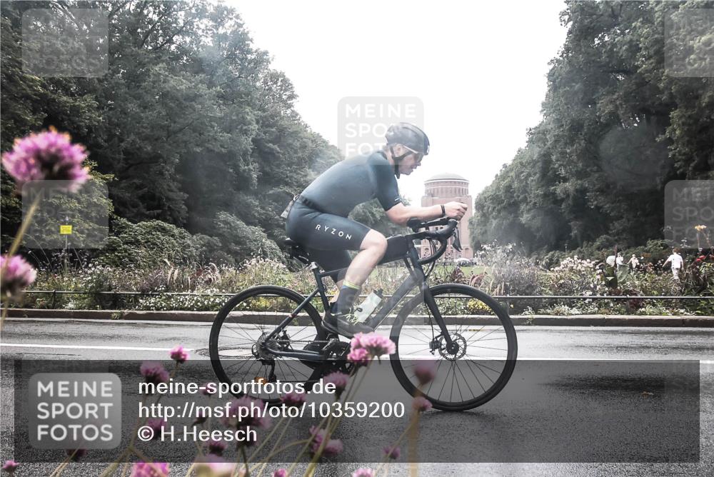 13.09.2026 - Stadtparktriathlon H.Heesch http://msf.ph/oto/10359200 13.09.2026 13:25:26 Radfahren 1319, 1324, 1375, 1405 meine-sportfotos.de