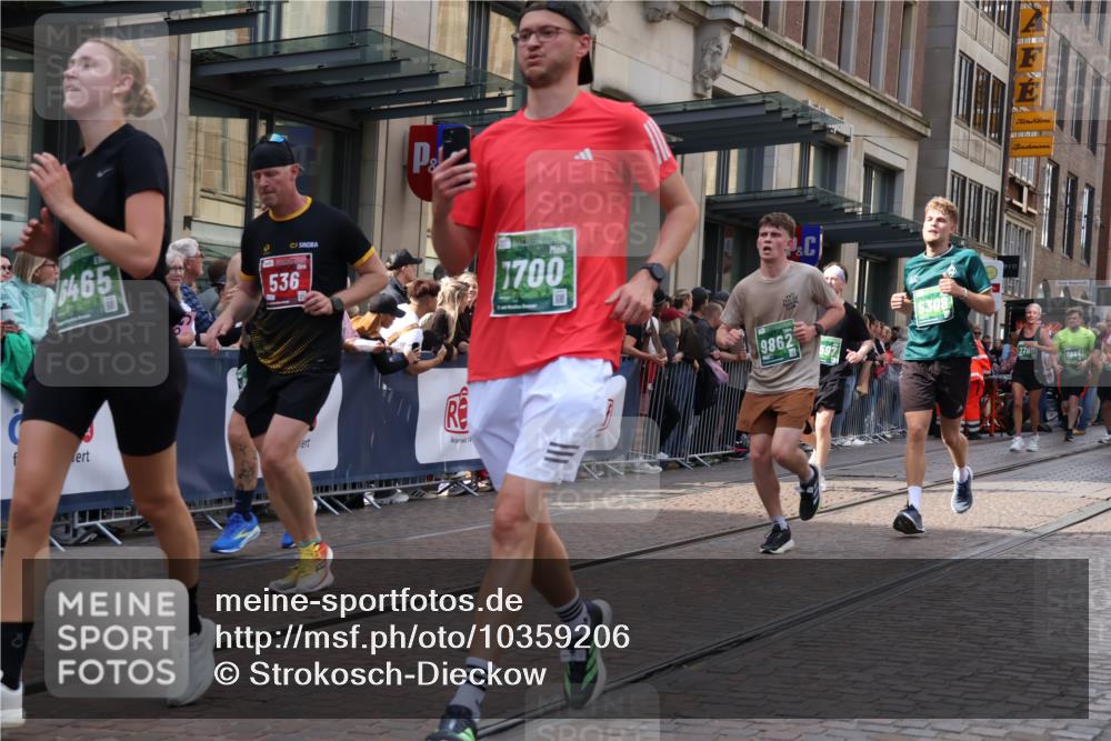 13.09.2026 - 21. swb-Marathon Bremen Strokosch-Dieckow http://msf.ph/oto/10359206 13.09.2026 13:35:19 Ziel 156, 318, 532, 607, 2041, 2090, 2318, 2356, 3055, 3087, 3226, 3485, 3621, 3704, 3780, 3857, 4048, 4326, 5071, 5308, 5467, 5468, 5584, 5586, 5661, 6315, 6418, 6465, 6466, 6644, 6649, 6724, 7235, 7285, 7597, 7675, 7691, 7700, 8335, 8401, 8530, 8816, 8915, 9784, 9845, 9862, 9887, 9892, 9912, 13121, 13213, 536, 1150, 2003, 2366, 2430, 2492, 2625, 2866, 3063, 3311, 3916, 4062, 4487, 4635, 4985, 5016, 5125, 5647, 6315, 6320, 6391, 6403, 6750, 6837, 7123, 7405, 7657, 7750, 9017 meine-sportfotos.de