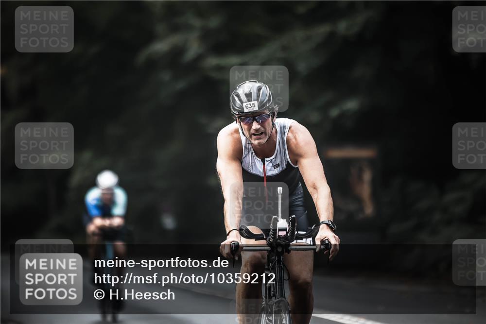 13.09.2026 - Stadtparktriathlon H.Heesch http://msf.ph/oto/10359212 13.09.2026 11:13:21 Radfahren 602, 635, 668 meine-sportfotos.de