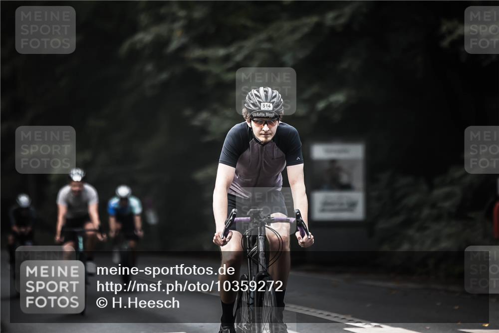 13.09.2026 - Stadtparktriathlon H.Heesch http://msf.ph/oto/10359272 13.09.2026 11:13:31 Radfahren 514, 621, 665, 686, 696 meine-sportfotos.de
