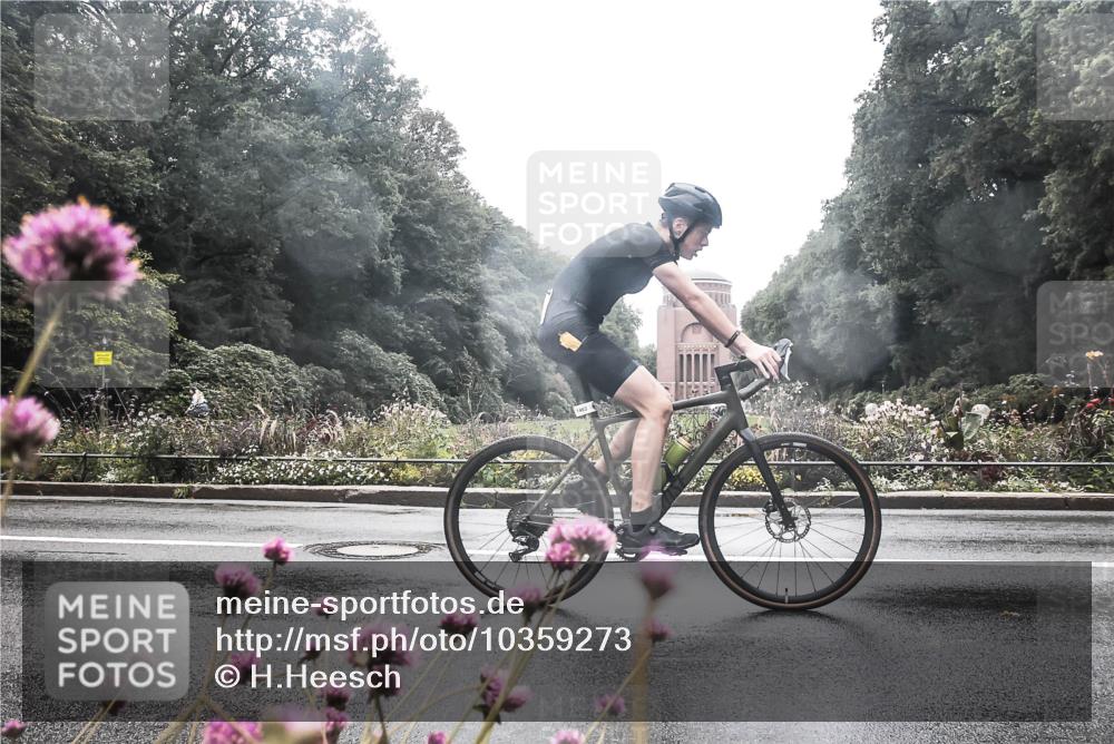 13.09.2026 - Stadtparktriathlon H.Heesch http://msf.ph/oto/10359273 13.09.2026 13:26:11 Radfahren 1349, 1442, 1463, 1472, 1512 meine-sportfotos.de