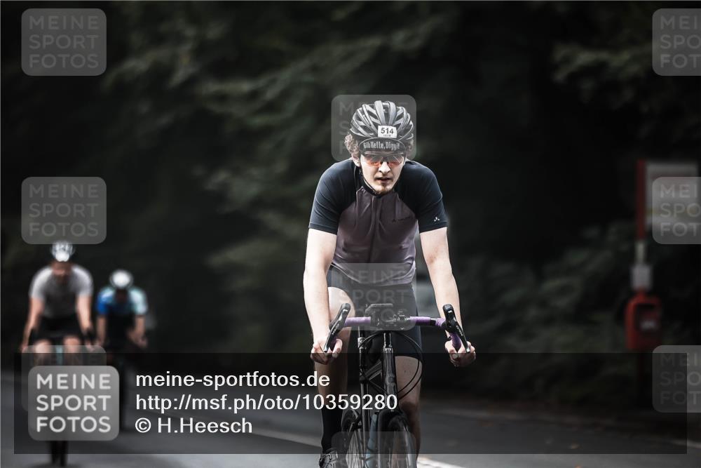 13.09.2026 - Stadtparktriathlon H.Heesch http://msf.ph/oto/10359280 13.09.2026 11:13:31 Radfahren 514, 621, 665, 686, 696 meine-sportfotos.de