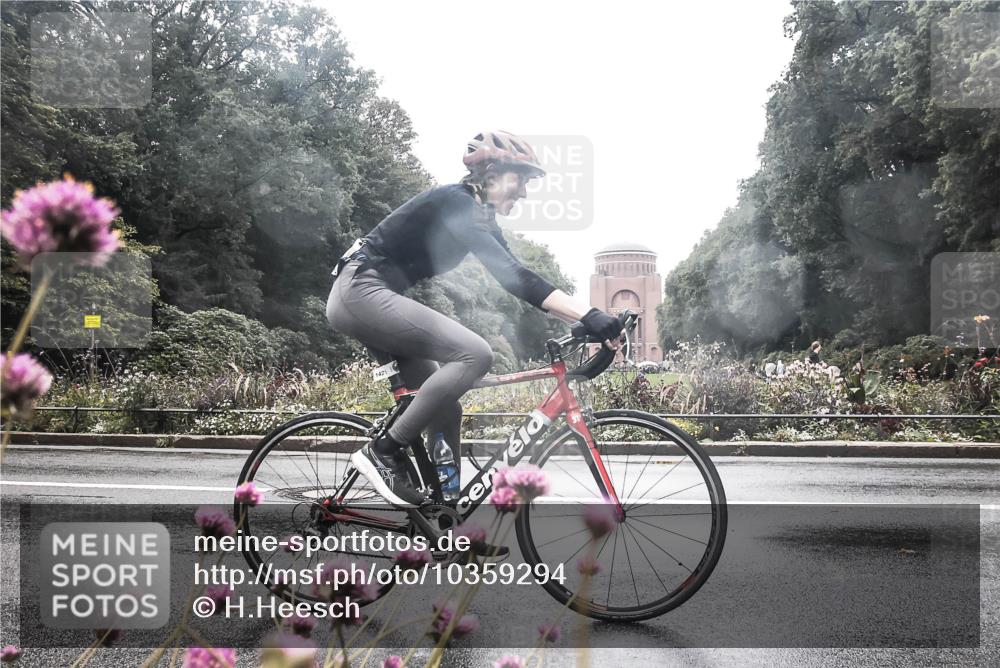 13.09.2026 - Stadtparktriathlon H.Heesch http://msf.ph/oto/10359294 13.09.2026 13:26:19 Radfahren 1338, 1387, 1421, 1422, 1456 meine-sportfotos.de