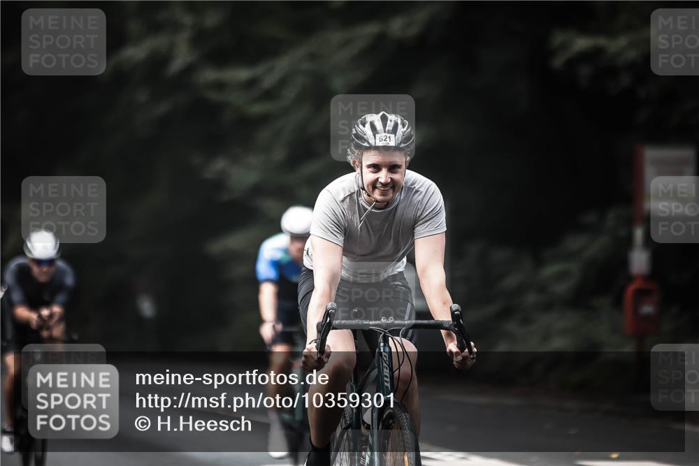 13.09.2026 - Stadtparktriathlon H.Heesch http://msf.ph/oto/10359301 13.09.2026 11:13:33 Radfahren 514, 621, 665, 686, 696 meine-sportfotos.de