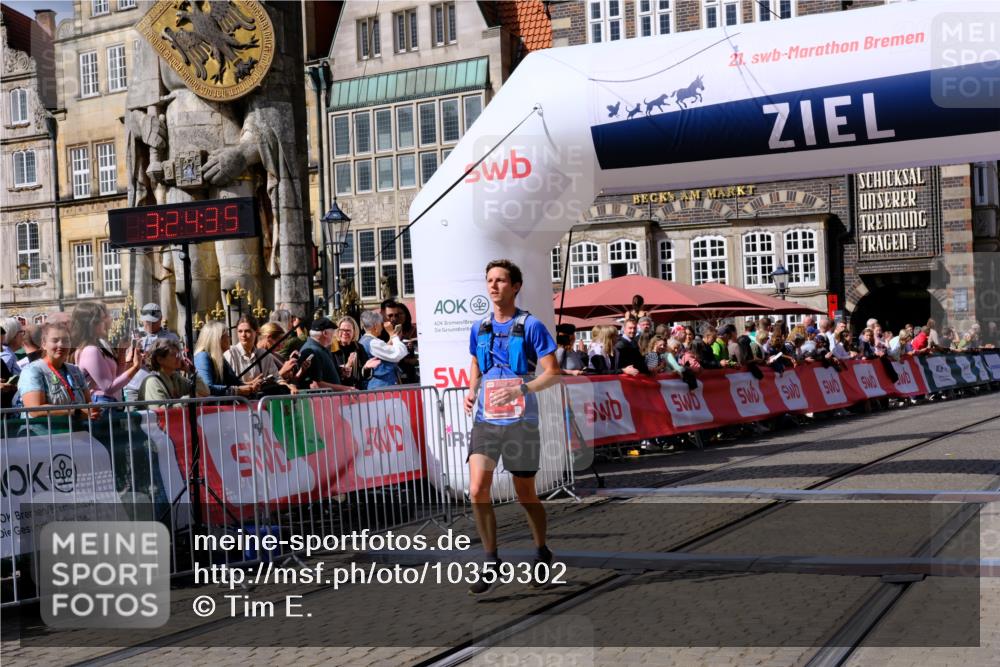 13.09.2026 - 21. swb-Marathon Bremen Tim E. http://msf.ph/oto/10359302 13.09.2026 12:55:24 Ziel 3744, 13085 meine-sportfotos.de