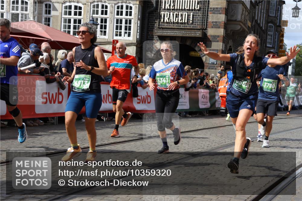 13.09.2026 - 21. swb-Marathon Bremen Strokosch-Dieckow http://msf.ph/oto/10359320 13.09.2026 13:34:01 Ziel 930, 2405, 2872, 2960, 3201, 3562, 3761, 4490, 4554, 4658, 4874, 5063, 5156, 5513, 6256, 6508, 6538, 6808, 6844, 6882, 7126, 7523, 7633, 7652, 7832, 7863, 8093, 8691, 9068, 9128, 9342, 9344, 9390, 9508, 9883, 10114, 13078, 1364, 2355, 2464, 3162, 3632, 3984, 5265, 5489, 5768, 6090, 6350, 6405, 7113, 7696, 7897, 7988, 8870, 9094, 9100, 9905, 10058, 13118 meine-sportfotos.de