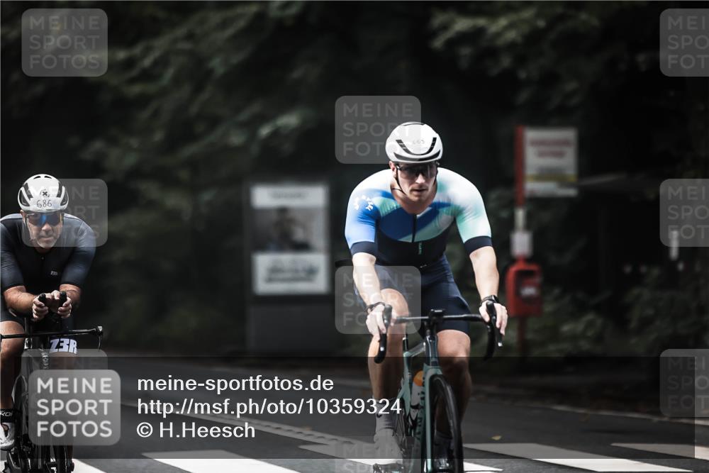 13.09.2026 - Stadtparktriathlon H.Heesch http://msf.ph/oto/10359324 13.09.2026 11:13:34 Radfahren 514, 621, 665, 686, 696 meine-sportfotos.de