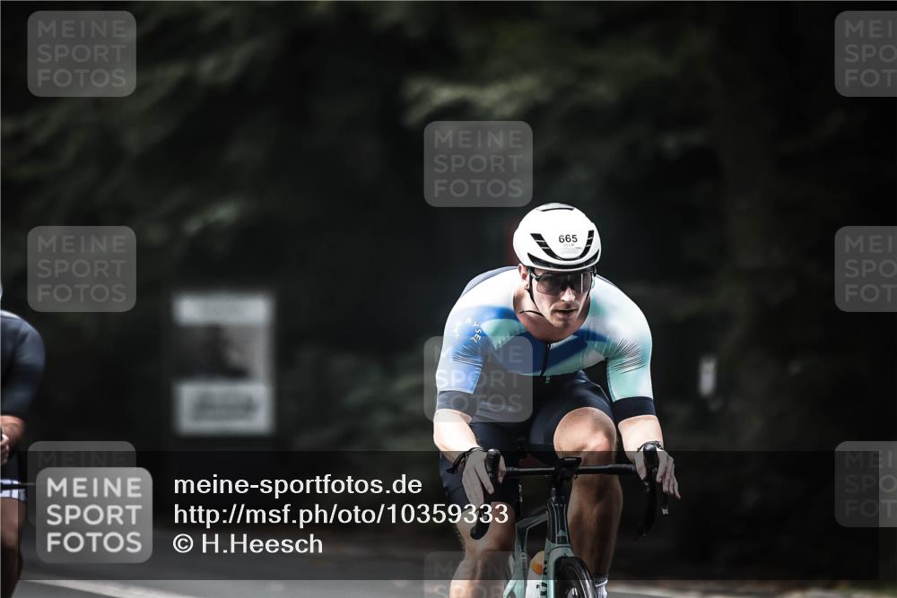 13.09.2026 - Stadtparktriathlon H.Heesch http://msf.ph/oto/10359333 13.09.2026 11:13:34 Radfahren 514, 621, 665, 686, 696 meine-sportfotos.de