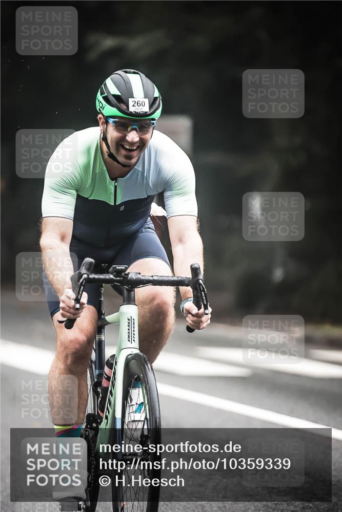 13.09.2026 - Stadtparktriathlon H.Heesch http://msf.ph/oto/10359339 13.09.2026 09:57:01 Radfahren 260 meine-sportfotos.de